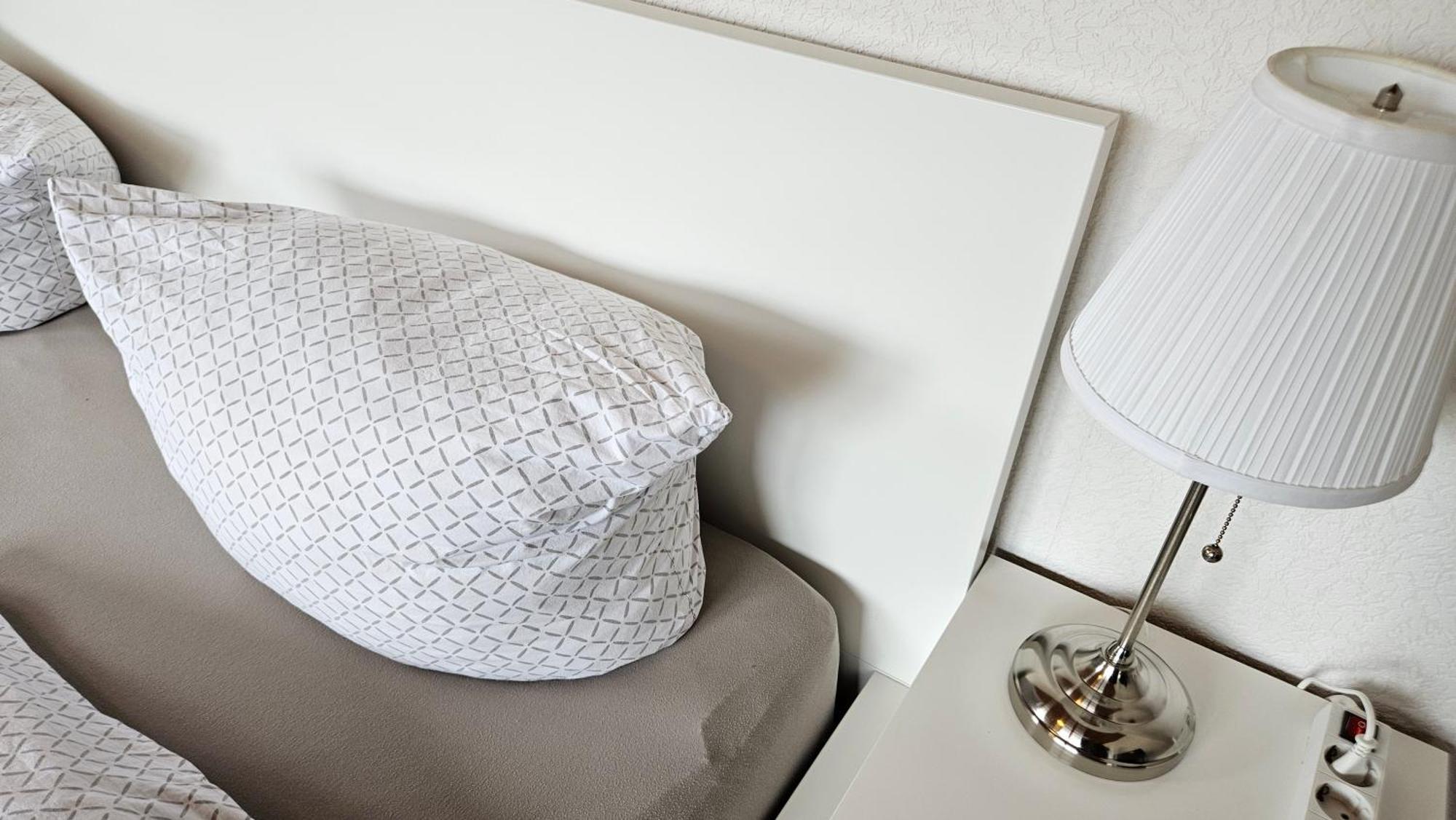 Hotel Dorfkrug Buesum - Guenstige Altbauzimmer Am Oland Bagian luar foto
